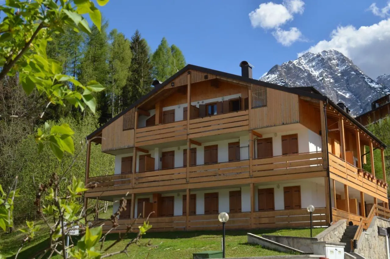 Ciasa Antelao Apartment Masarie Italy